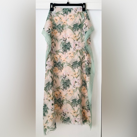 LOFT Accessories - Loft mint green and pink tropical shall